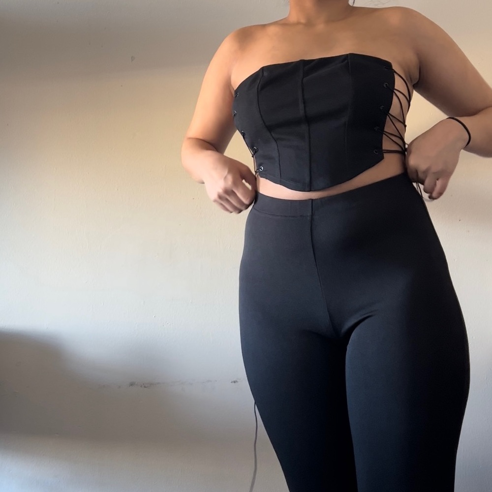 SHEIN Eyelet Lace Up Side Hanky Hem Tube Top